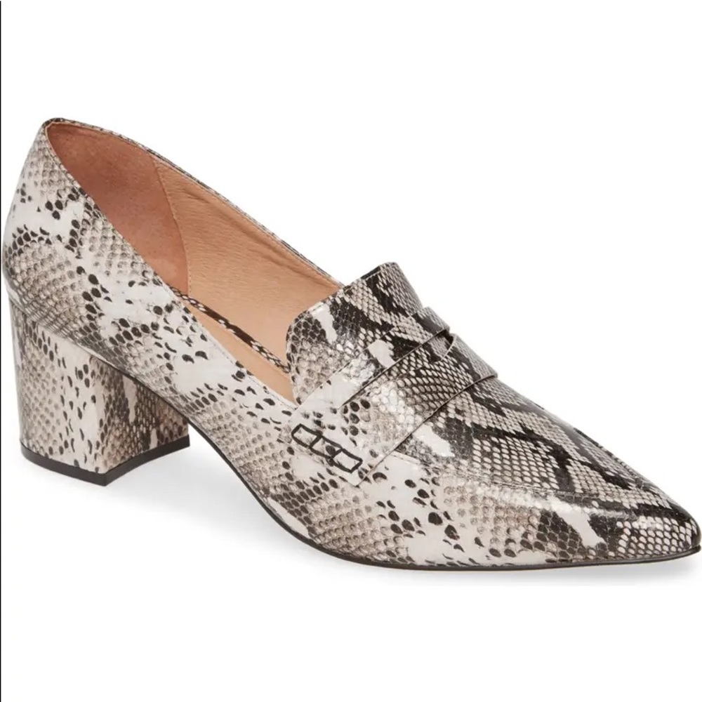 Isabelle Pointy Toe Pump